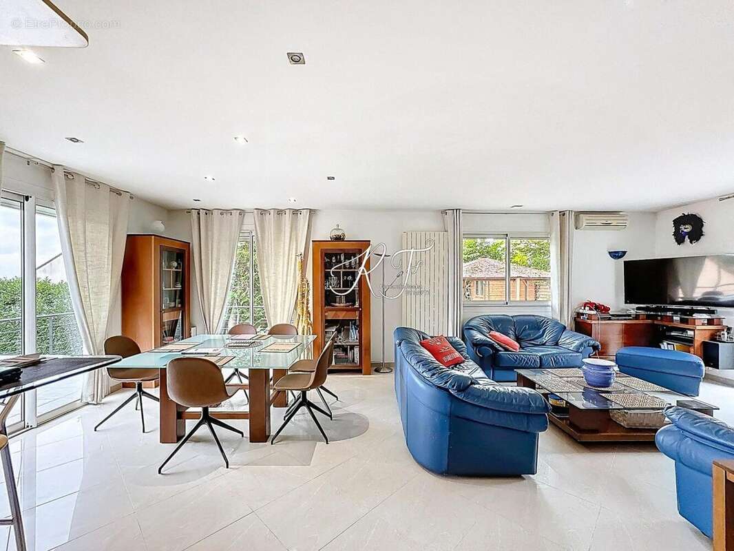 Photo 3 - Maison à JOUY-LE-MOUTIER