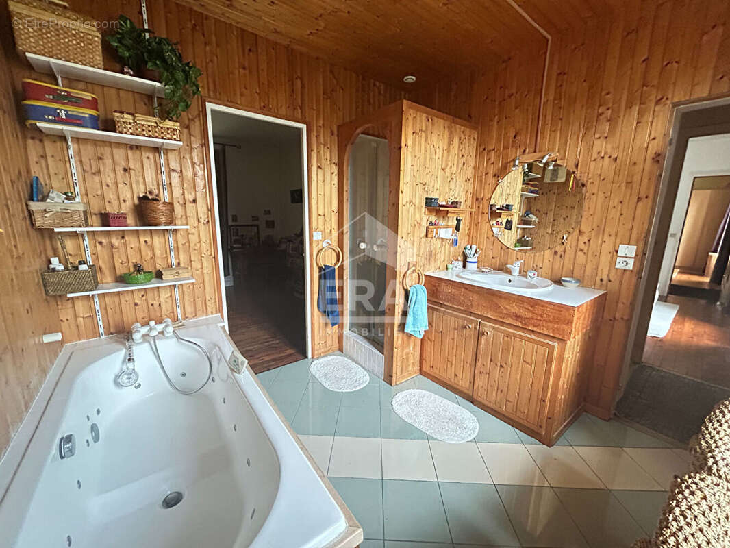 Maison à JANVILLE-SUR-JUINE