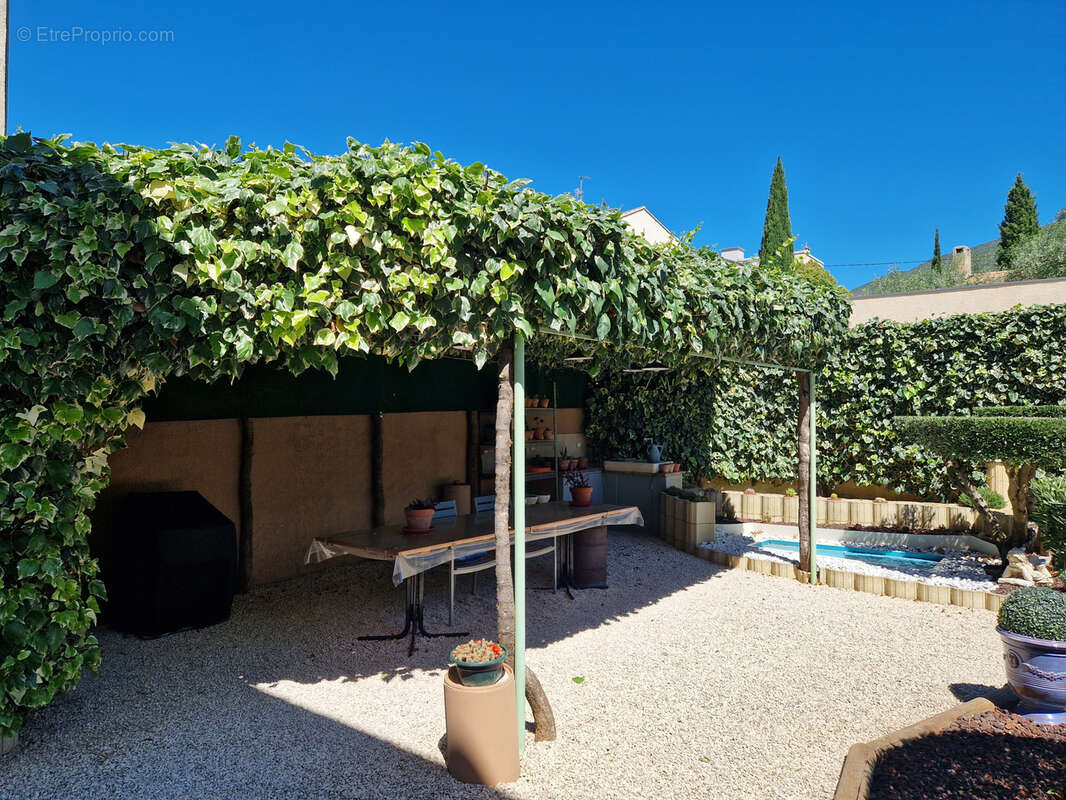 Appartement à NYONS