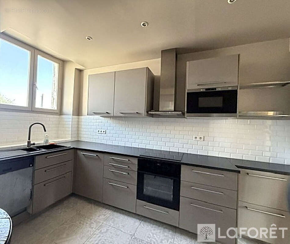 Appartement à FONTAINEBLEAU