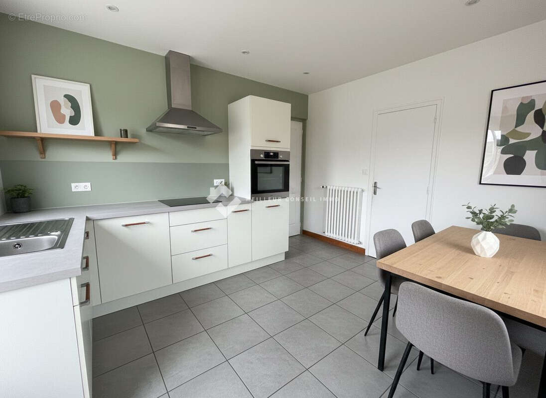 Maison 94 m² à Yffiniac  - photo 8