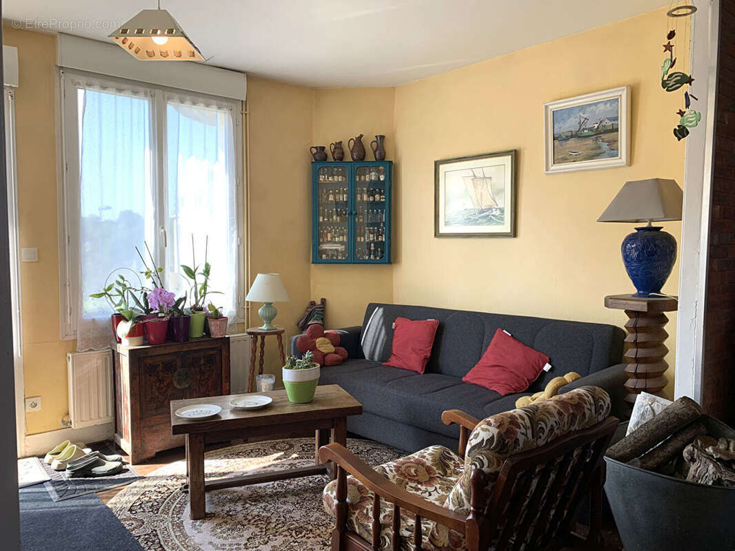 Maison à SAINT-SAUVEUR-LE-VICOMTE