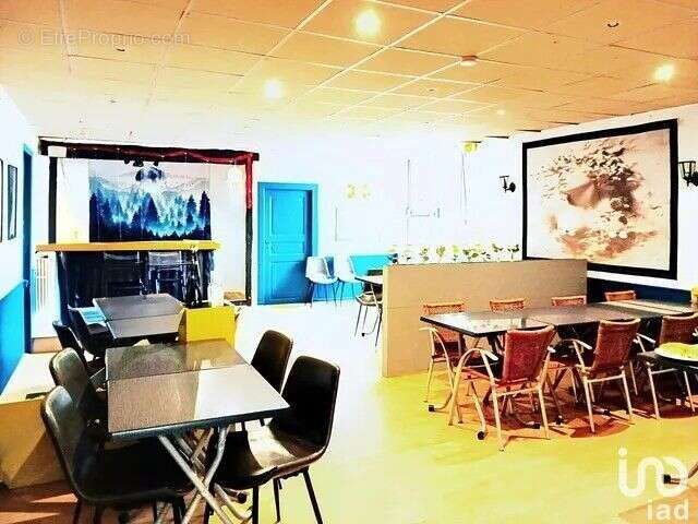 Photo 8 - Commerce à CALMONT