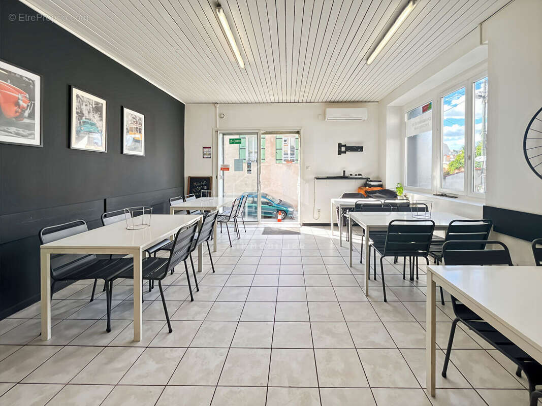 Autre à MARSEILLE-4E