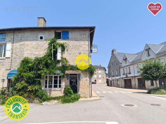 Appartement à PEYRAT-LE-CHATEAU
