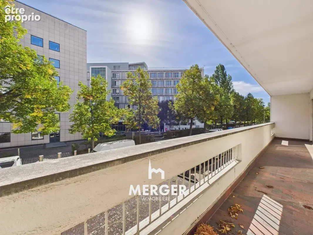 Grand 4/5p avec terrasse garage et parking exterieur - photo 8