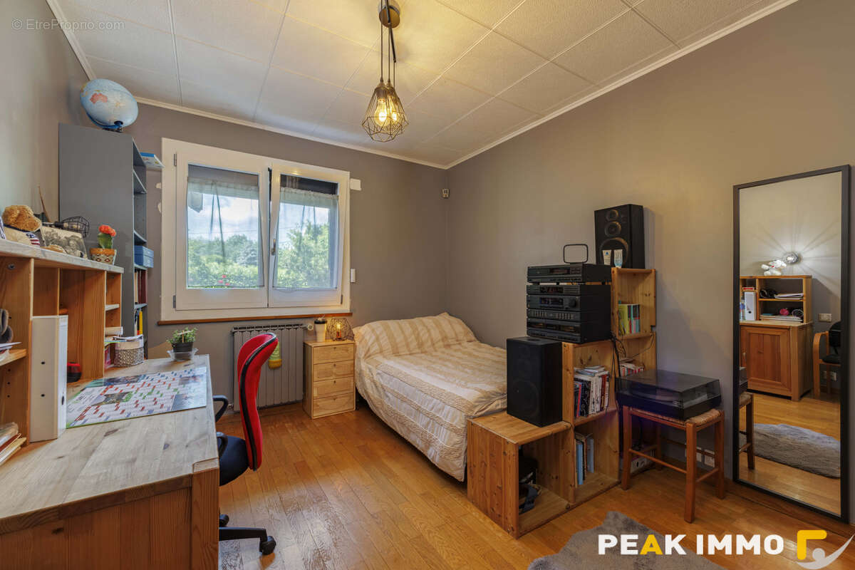 Maison - 150m2 - Terrain - 3223m2 - LA BALME DE SILLINGY - photo 6