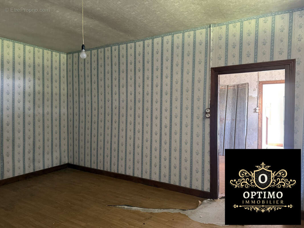 Maison à LEZARDRIEUX