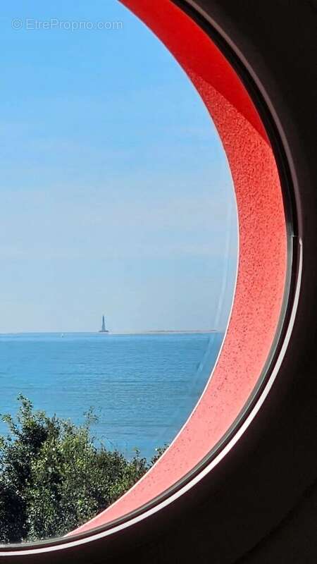 Maison à VAUX-SUR-MER