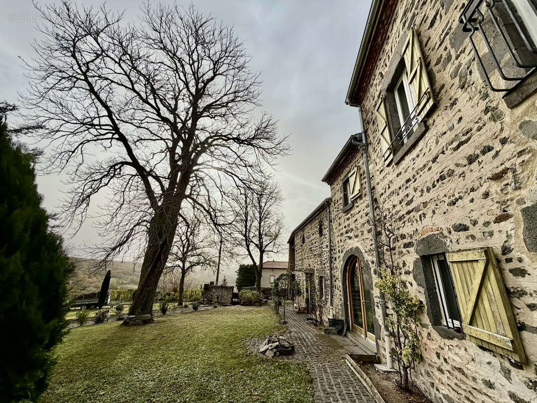 Maison à BERGONNE