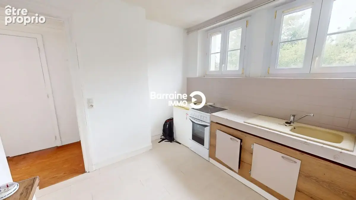 Appartement 4 pièces à vendre à Morlaix - 67.59 m², bon état, proche commodités - photo 7