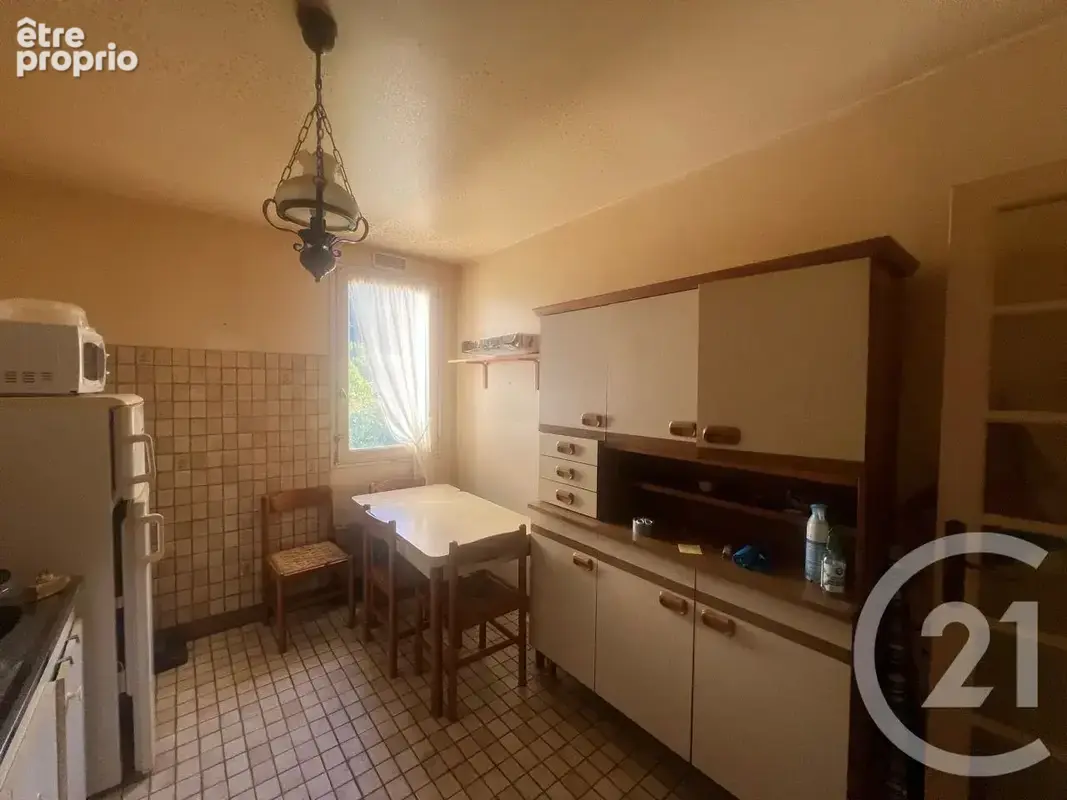Appartement 6 pièces 138 m² à vendre à Aurillac (15000) - photo 10