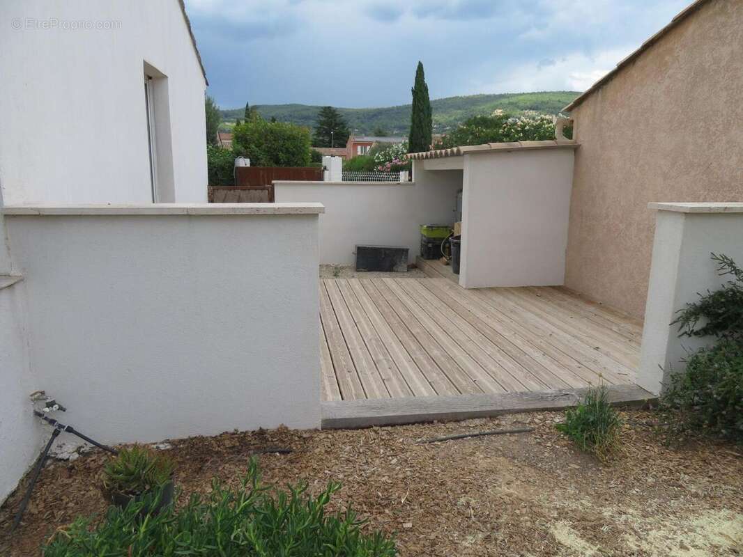   - Maison à DRAGUIGNAN