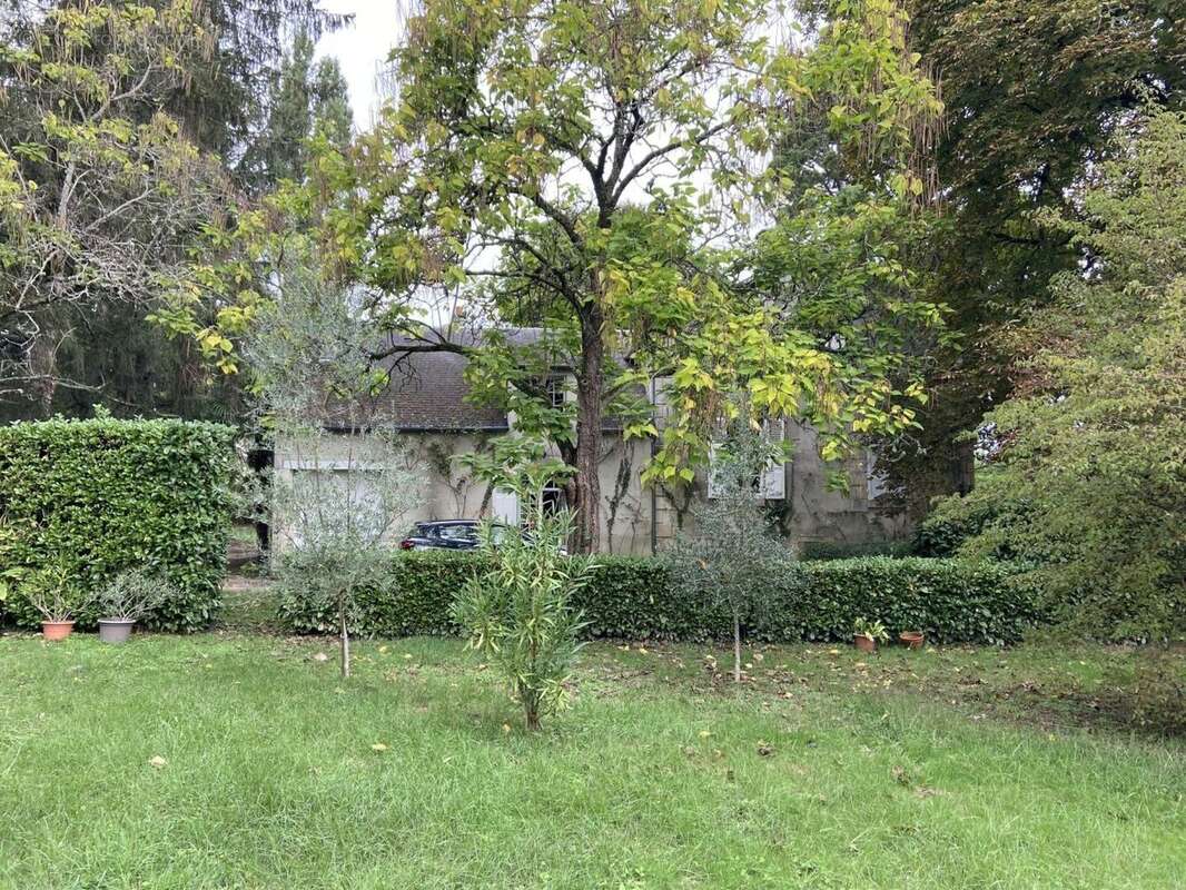 Maison à LA CHAPELLE-MONTLINARD