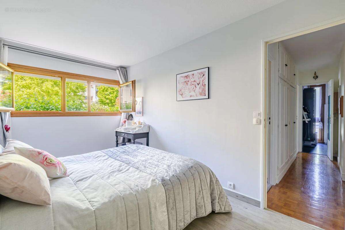 Appartement à CHILLY-MAZARIN