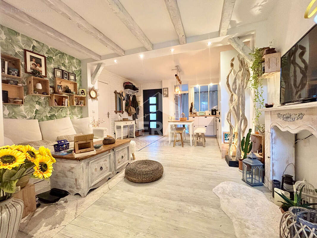 Appartement à BALLANCOURT-SUR-ESSONNE