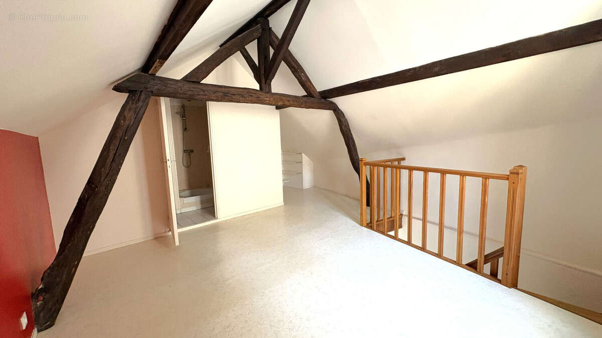 Appartement à COYE-LA-FORET