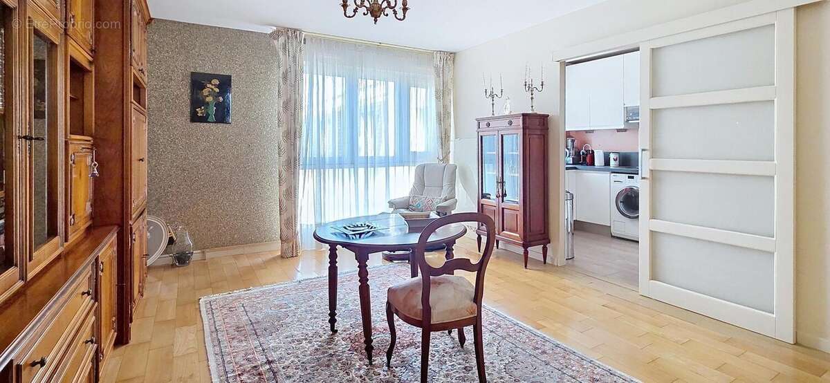 Photo 4 - Appartement à LE CHESNAY