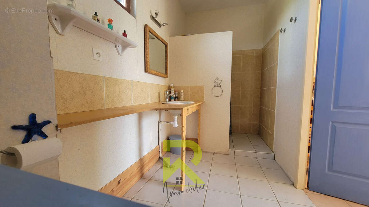 Maison à PEYREFITTE-SUR-L'HERS
