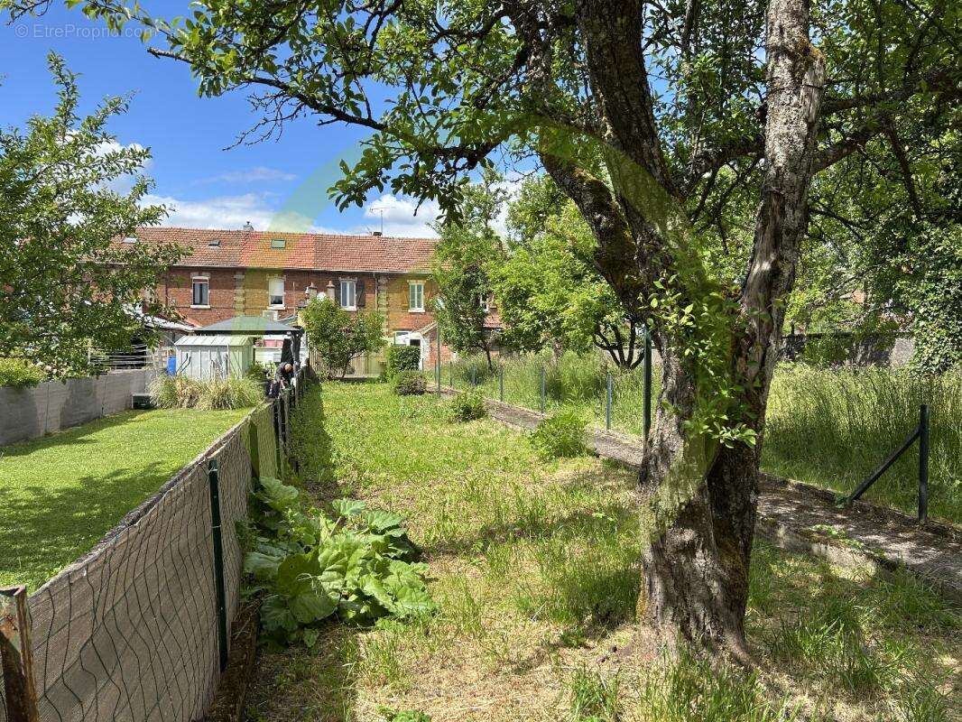 Maison à JOUDREVILLE