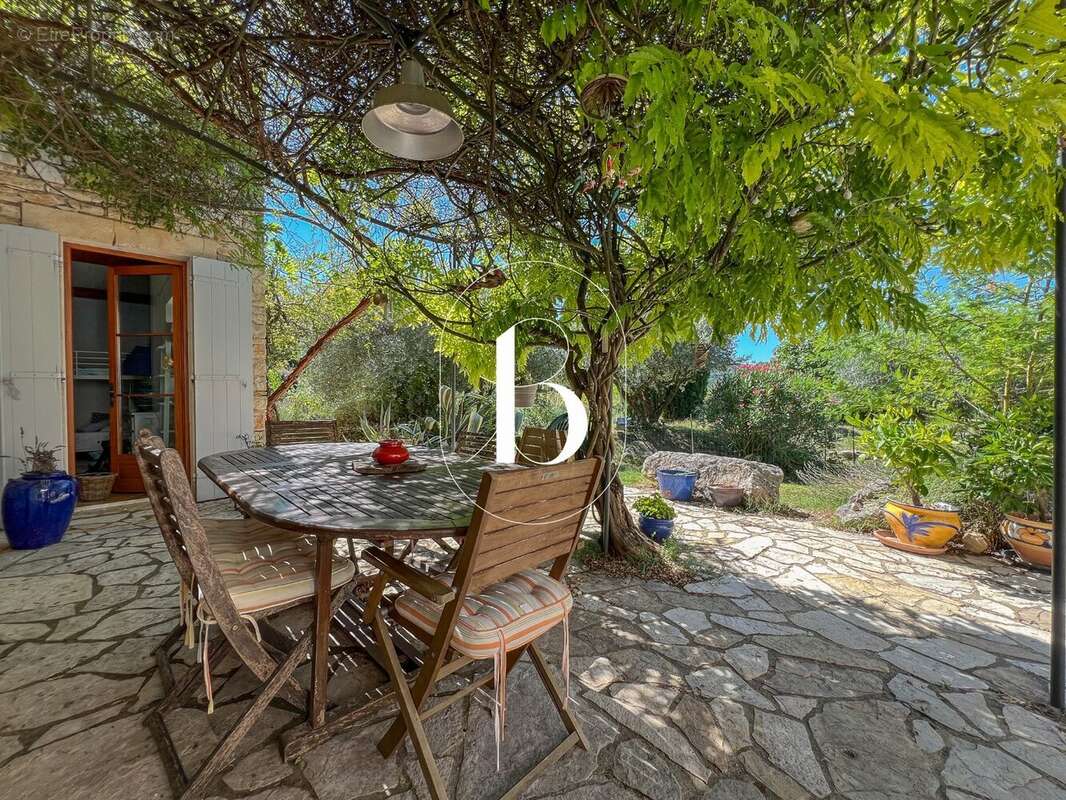 Maison à GOUDARGUES