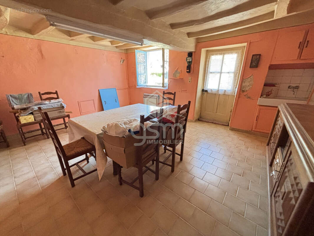 Maison 238 m² à Sainte-Maure-De-Touraine  - photo 3