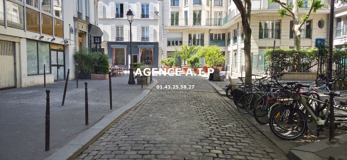 Parking à PARIS-10E