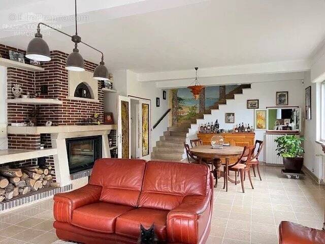 Maison à CHATEAU-RENARD