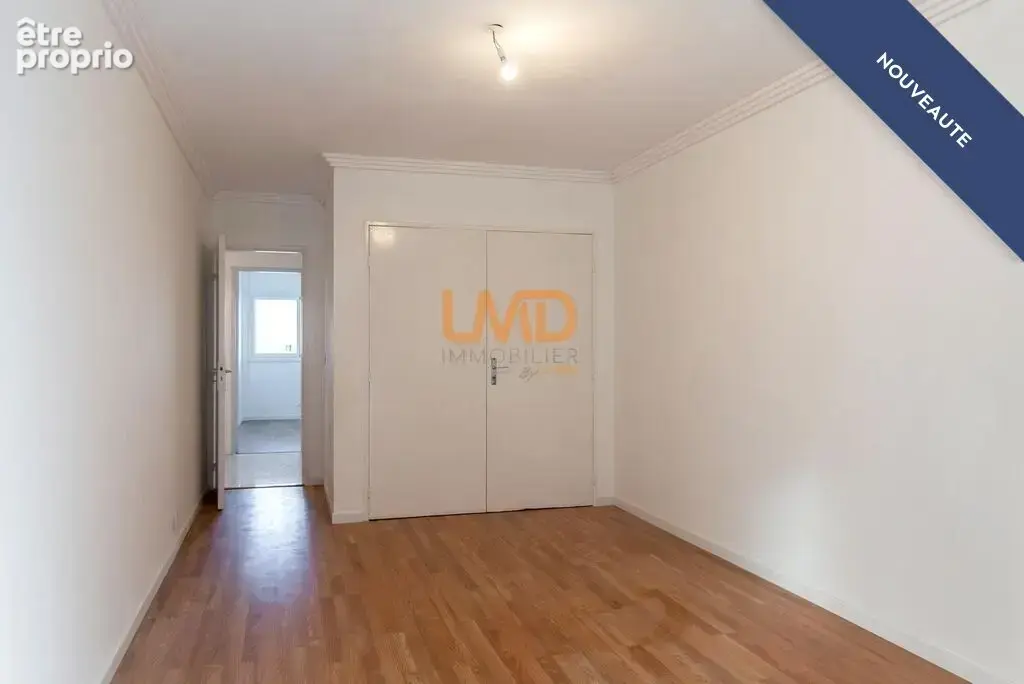 Nice le Port ; Agréable appartement de 3 pièces de 83m2, Terrass - photo 9