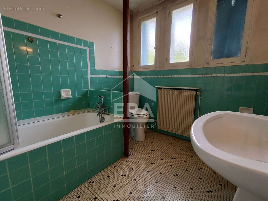 Maison à VILLENAVE-D'ORNON