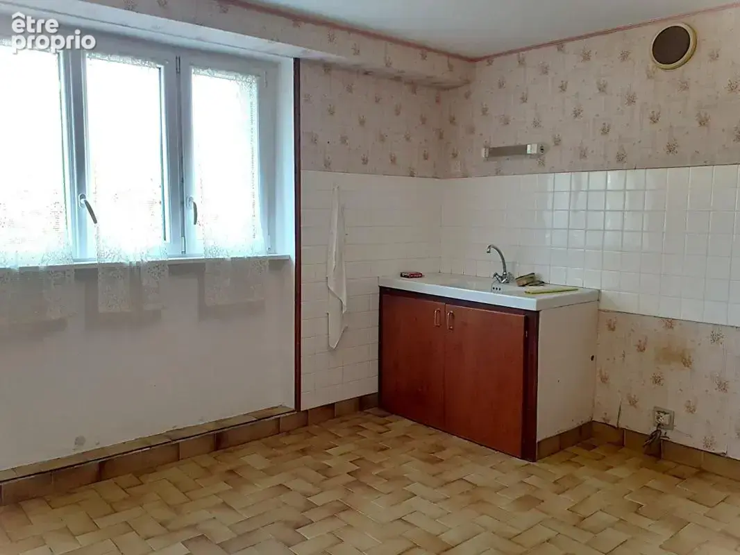 Maison  mitoyenne T8 de 161 m² avec grand jardin à Crozon (29 160 ) A NE PAS LAISSER PASSER ! - photo 5