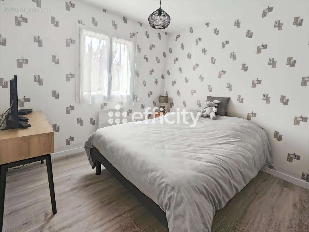 Maison 83 m² à Landevieille  - photo 11