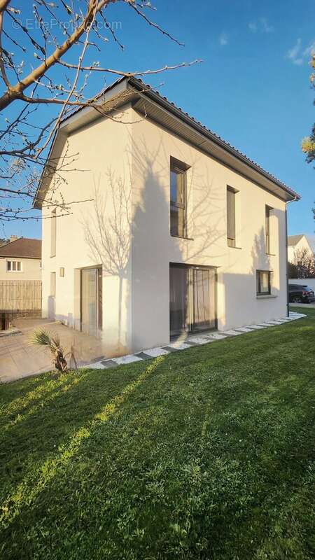 Maison à THIL