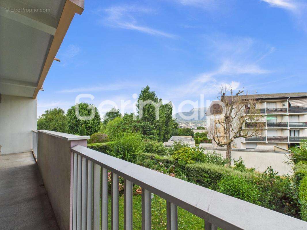 Appartement à CRAN-GEVRIER