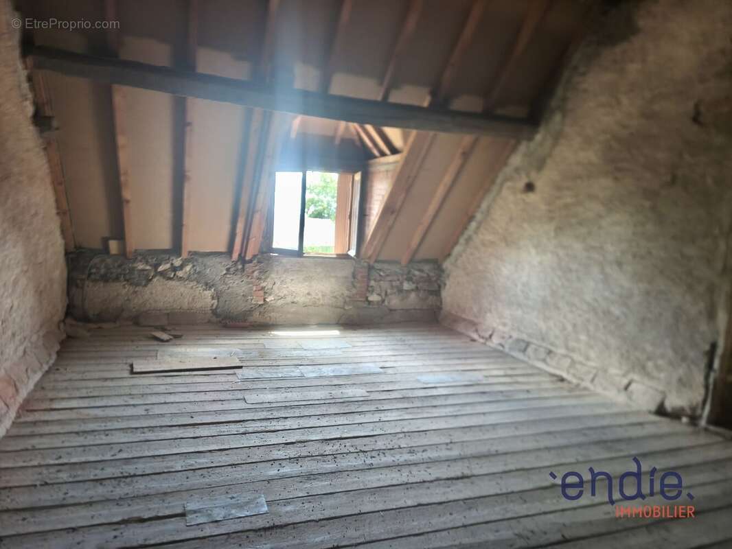 Vente d'une maison 4 pieces (78 m²) a louroux bourbonnais - photo 11