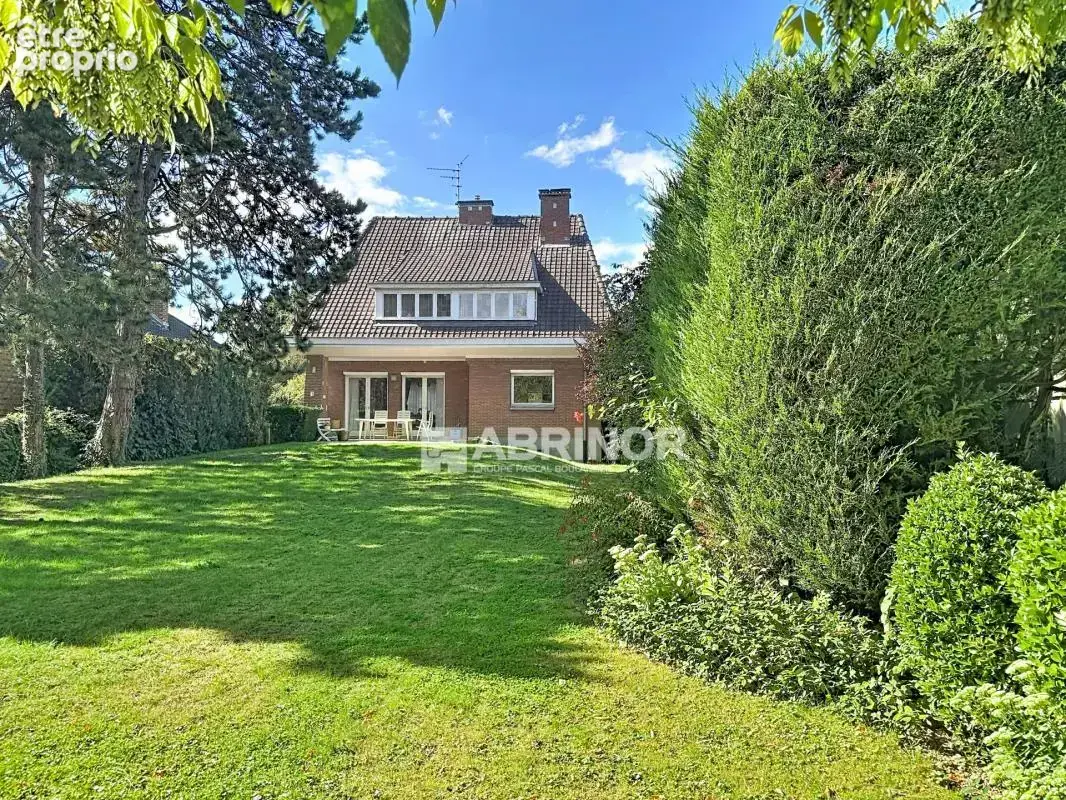 Photo Maison à La Chapelle-D'armentieres au prix de 398 000€