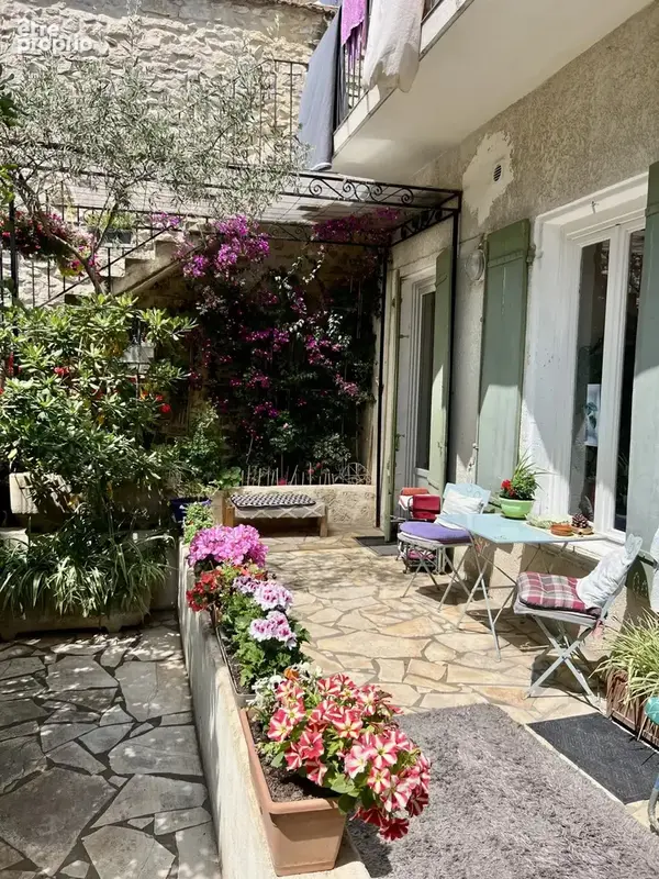Appartement à NIMES