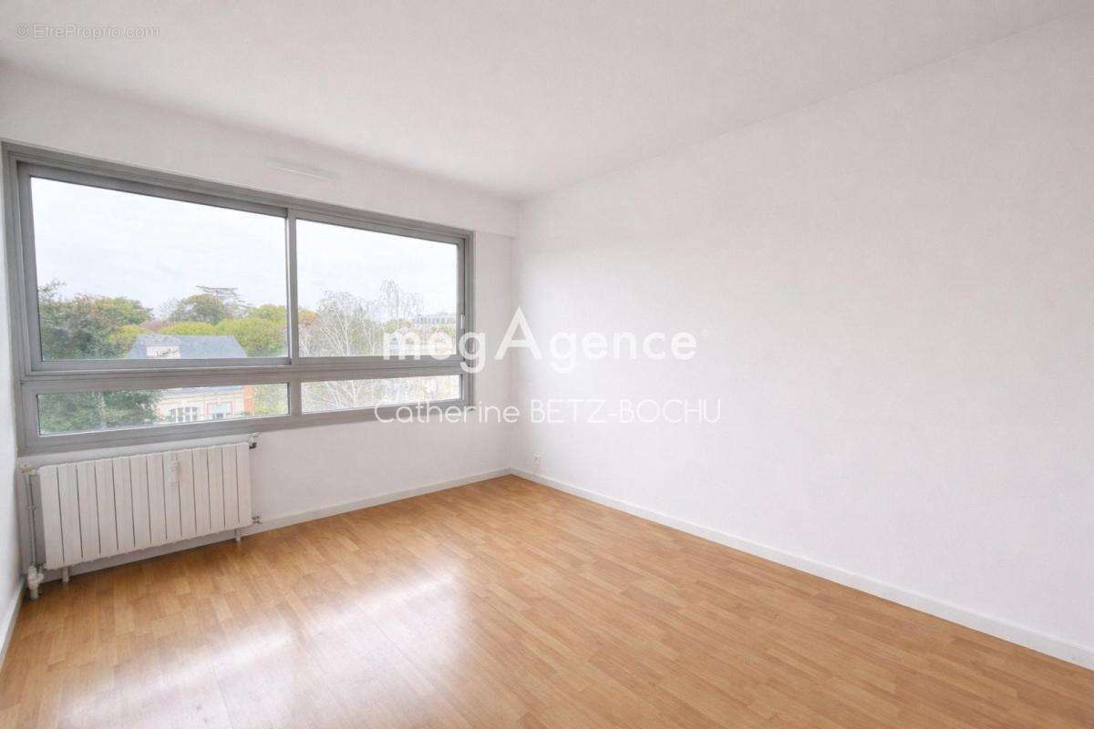 Appartement à SAINT-GRATIEN