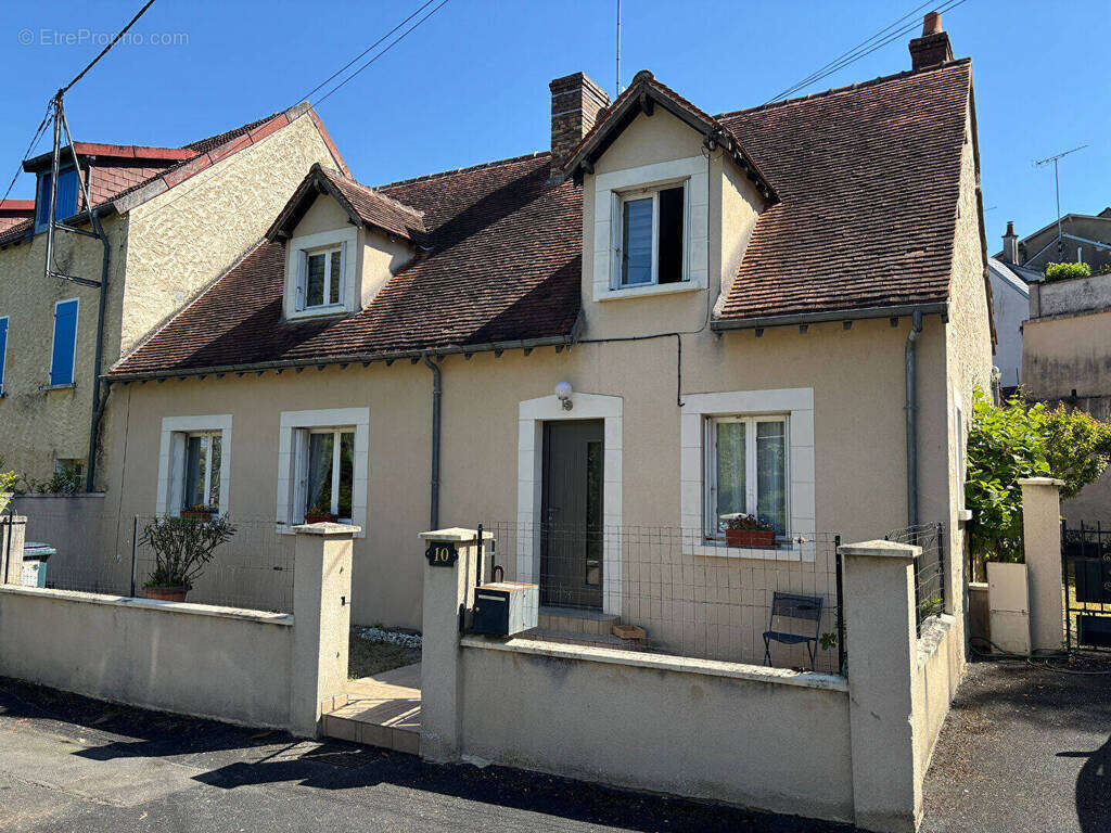 Maison 6 pièces 187 m² Châteauroux - photo 13
