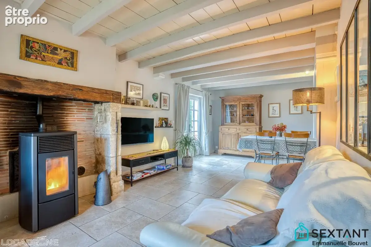Charmante maison en pierre, situation privilégiée, piscine, 3 à 4 chambres, bureau, piscine, dépendance, sur 3250 m2 - photo 9