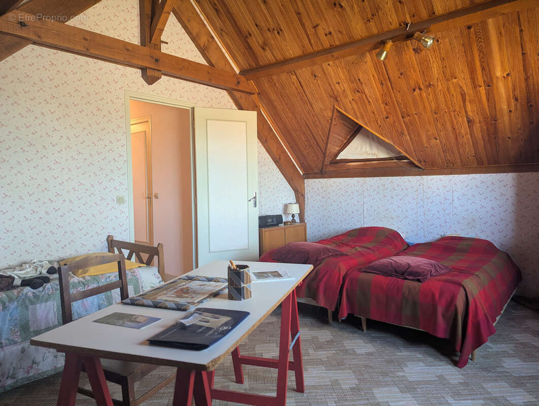 Pavillon traditionnel dans quartier résidentiel ! - photo 10
