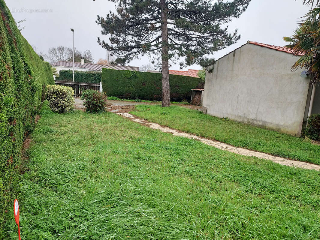 Maison à LA BREE-LES-BAINS