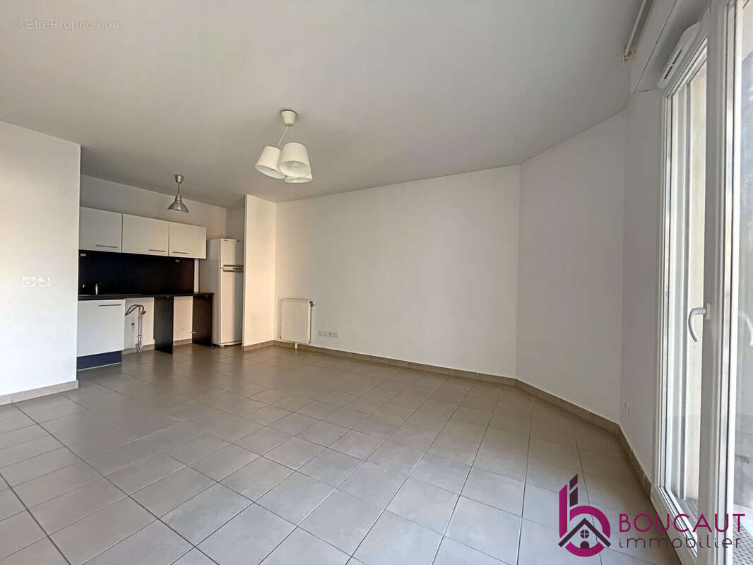 Appartement à LE PLESSIS-ROBINSON