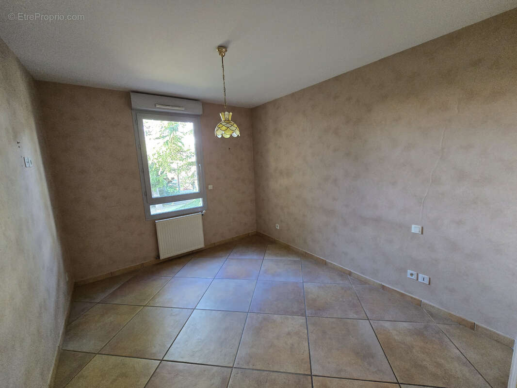 Appartement à ROMANS-SUR-ISERE