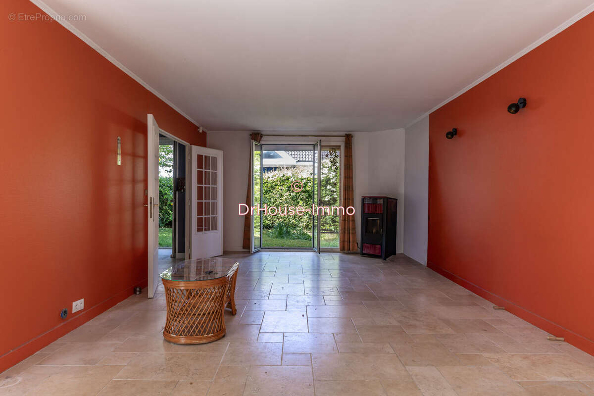 Maison 176 m² à Plaisir  - photo 10
