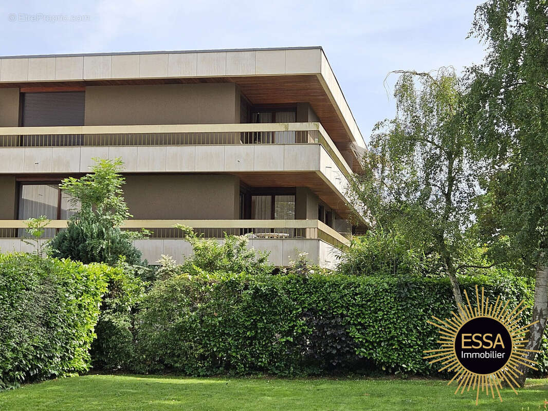 Appartement à NOISY-LE-ROI