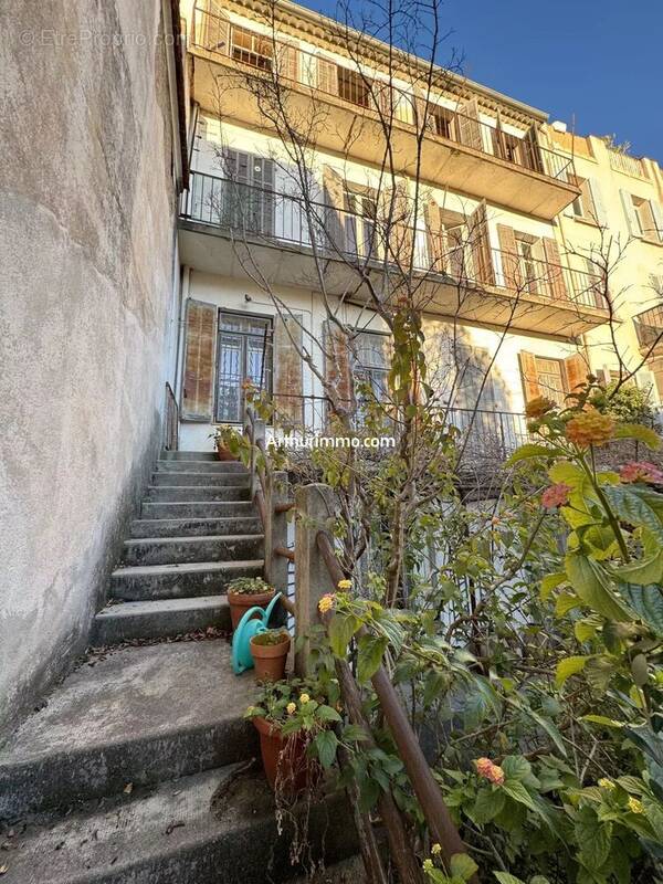 Maison à DRAGUIGNAN