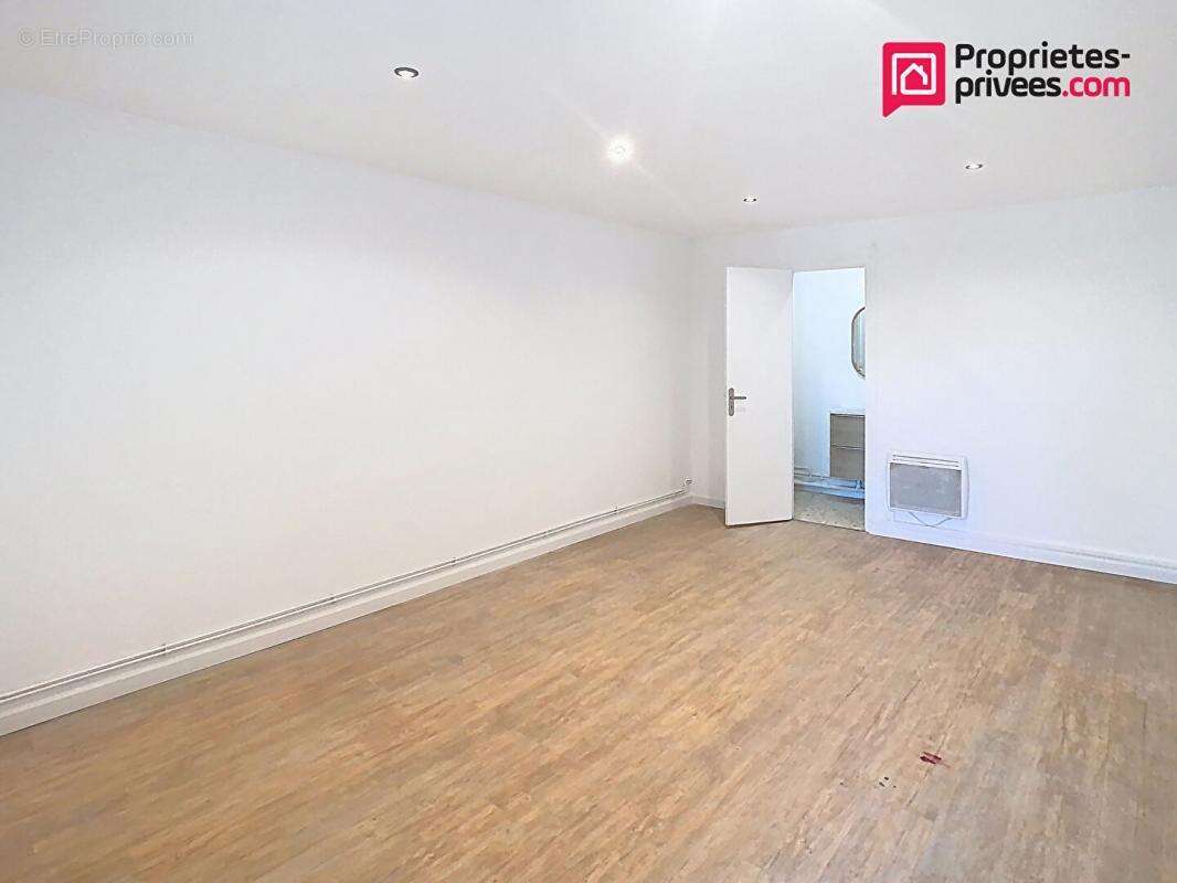 Appartement à GANGES