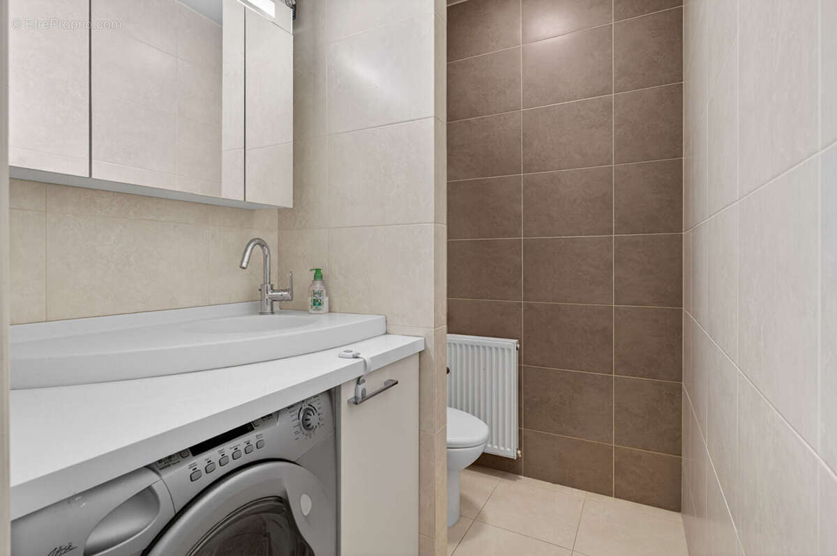 Appartement à PARIS-15E