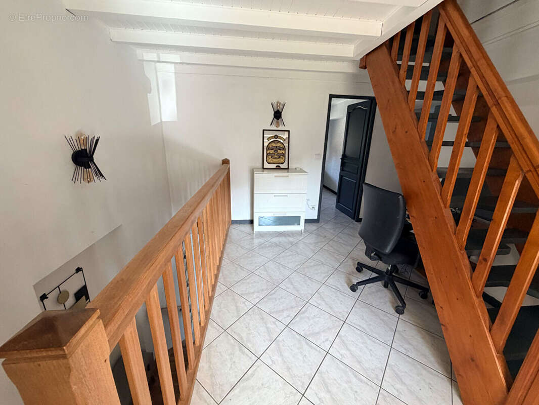 Maison de village L'isle d'Abeau 5 pièce(s) 121 m2 - photo 8
